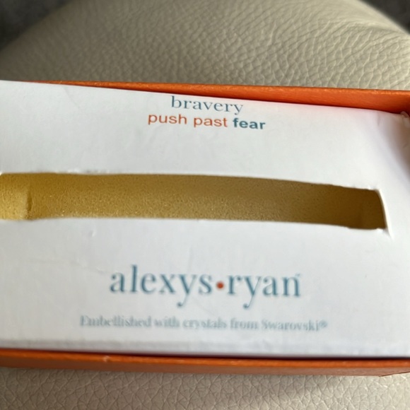 Alexys Ryan bracelet that opens. Reads bravery…push past fear excellent cond! - Picture 4 of 8